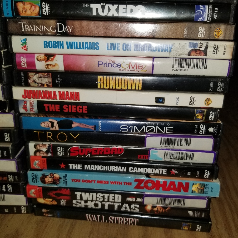 DVD LOT - Picture 9 of 11
